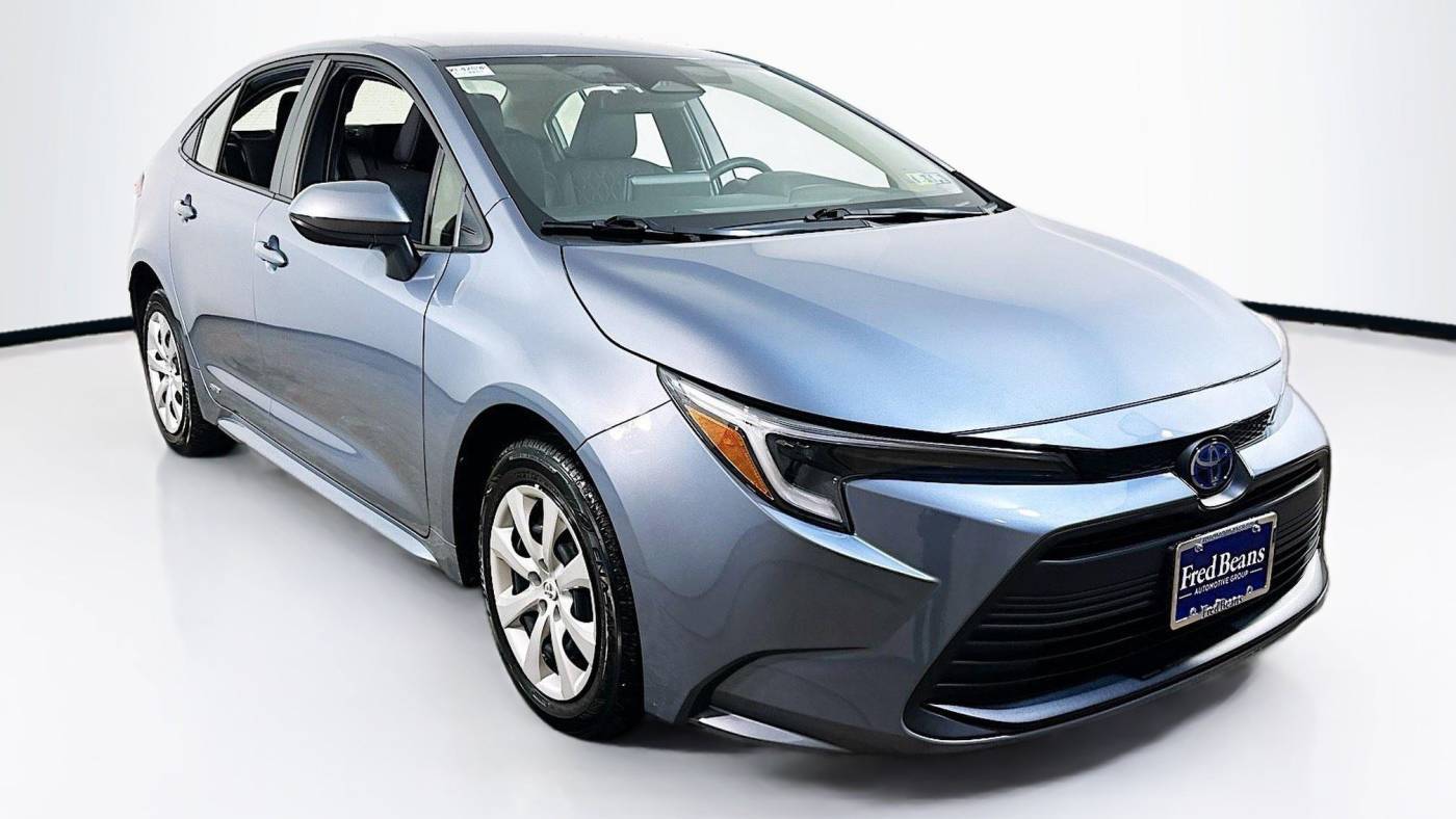 2023 Toyota Corolla Hybrid LE — Sedan — 11,173 mi — Langhorne, PA