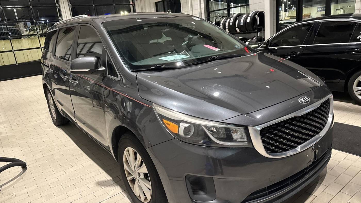 2015 Kia Sedona LX — Minivan — 83,697 mi — Langhorne, PA