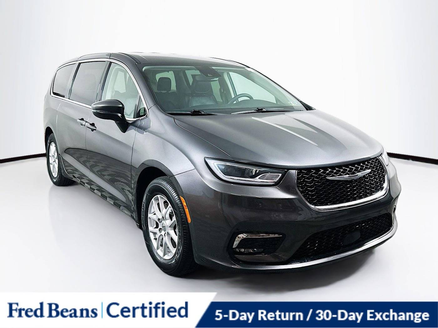 2023 Chrysler Pacifica Touring L — Minivan — 36,070 mi — Doylestown, PA
