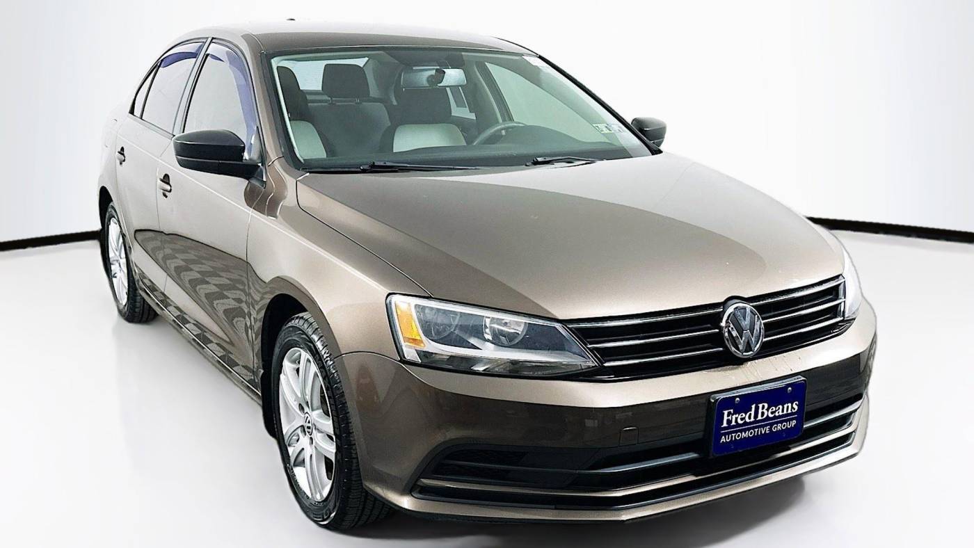 2015 Volkswagen Jetta S — Sedan — 71,370 mi — Doylestown, PA