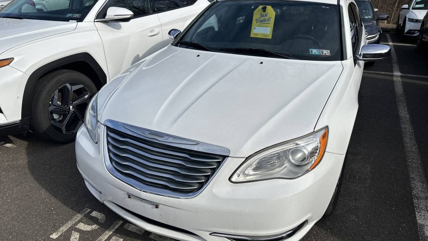 2013 Chrysler 200 Limited — Sedan — 93,768 mi — Doylestown, PA