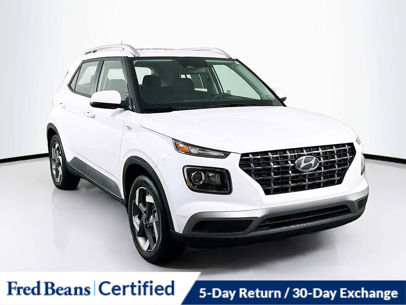 2025 Hyundai Venue SEL — SUV — 1,946 mi — Doylestown, PA