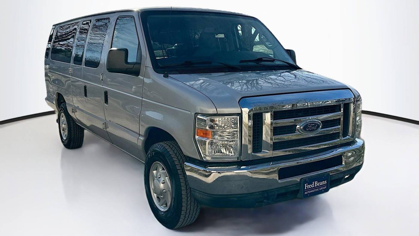 2014 Ford Econoline Wagon E-350 Super Duty XLT — Passenger Van — 65,821 mi — Doylestown, PA