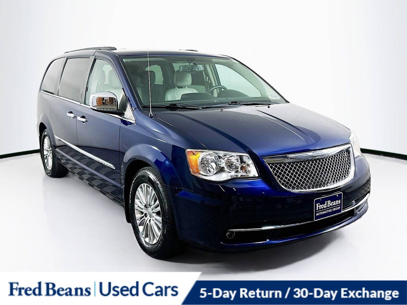 2015 Chrysler Town & Country Touring-L — Minivan — 39,194 mi — Doylestown, PA