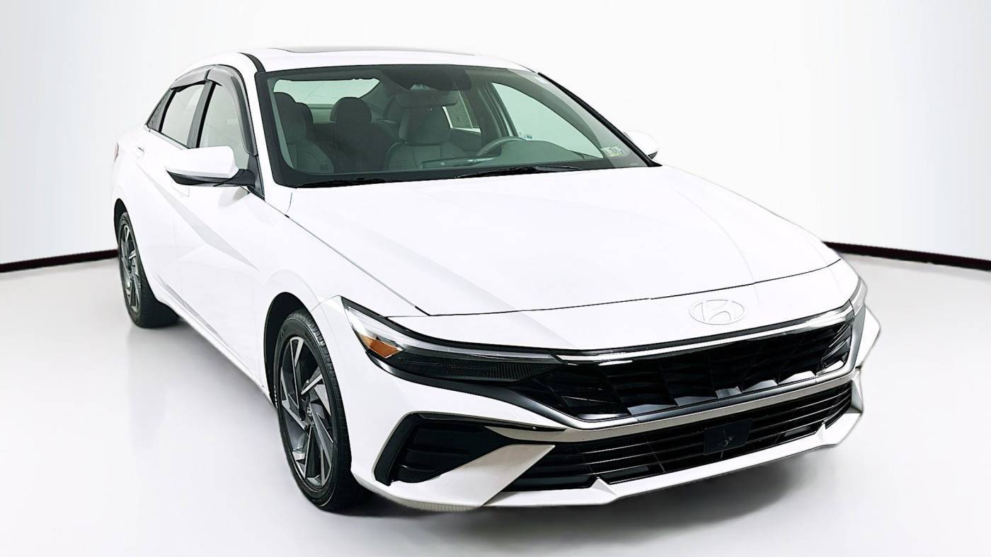 2024 Hyundai Elantra SEL — Sedan — 6,530 mi — Doylestown, PA