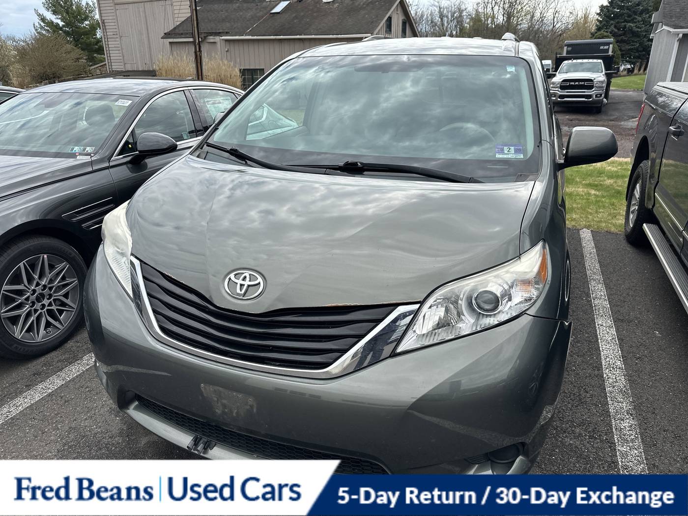 2011 Toyota Sienna LE — Minivan — 219,061 mi — Doylestown, PA