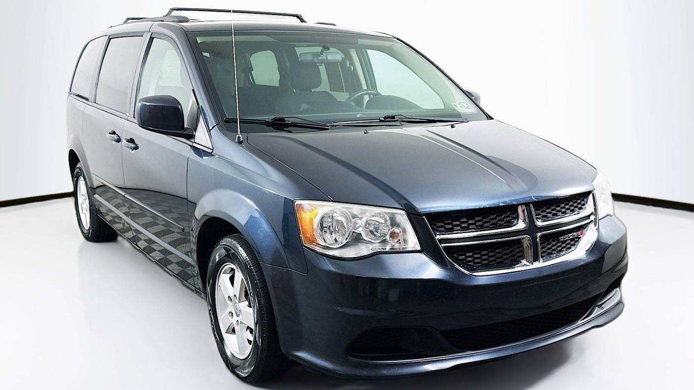 2013 Dodge Grand Caravan SXT — Minivan — 133,725 mi — Doylestown, PA