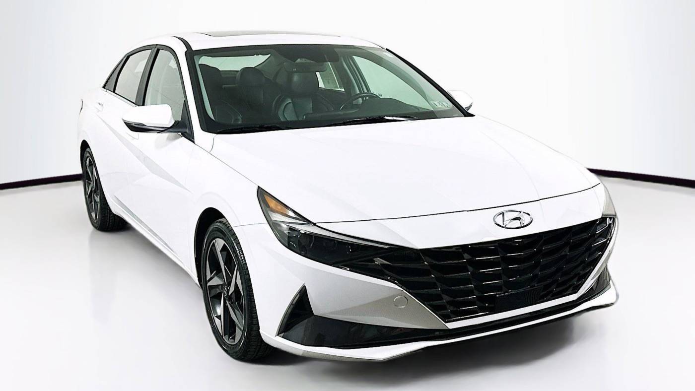 2022 Hyundai Elantra Hybrid Limited — Sedan — 15,572 mi — Doylestown, PA