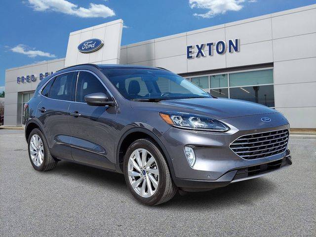 2022 Ford Escape Titanium — SUV — 29,184 mi — Doylestown, PA