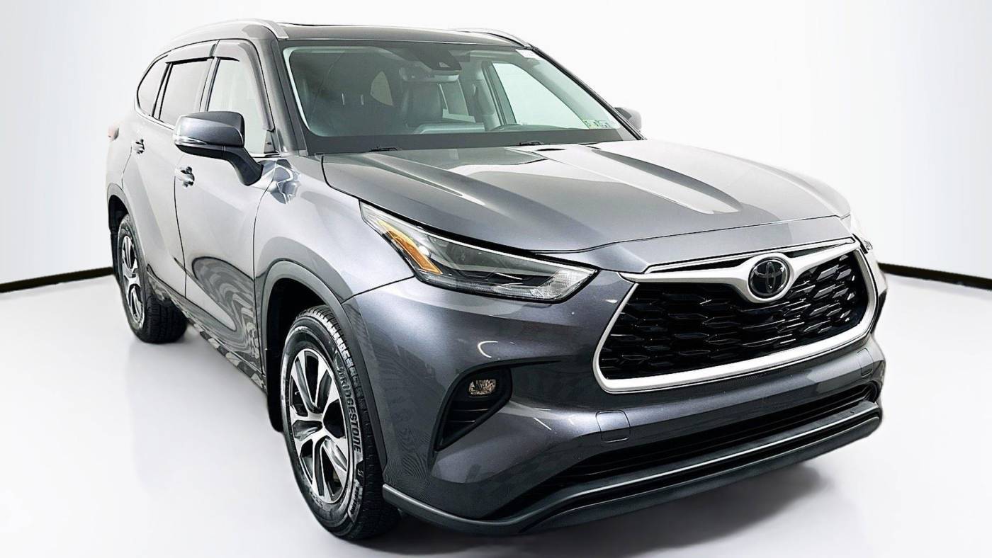 2021 Toyota Highlander XLE — SUV — 48,701 mi — Doylestown, PA