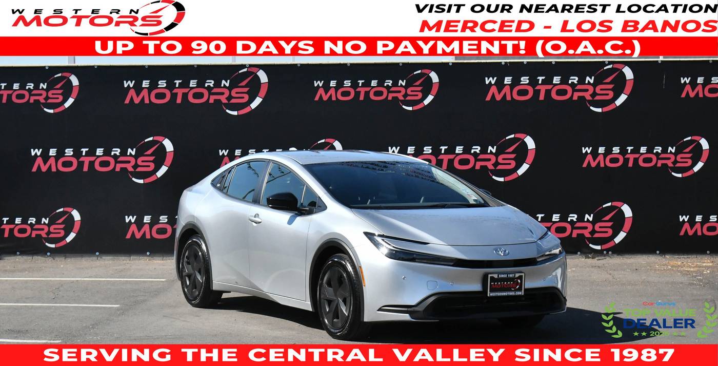 2025 Toyota Prius LE — Hatchback — 16,477 mi — Los Banos, CA