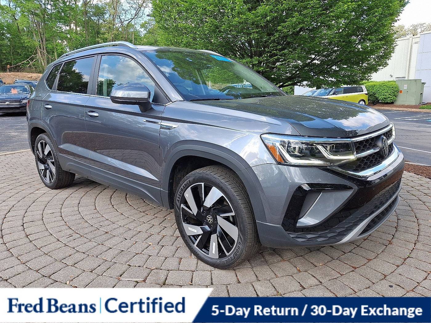 2024 Volkswagen Taos SEL — SUV — 23,415 mi — Devon, PA