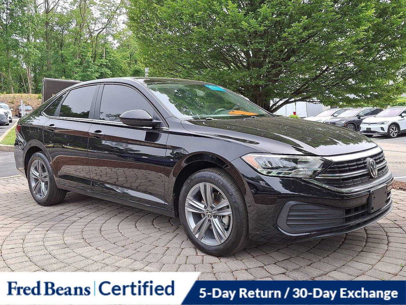 2024 Volkswagen Jetta SE — Sedan — 20,063 mi — Devon, PA