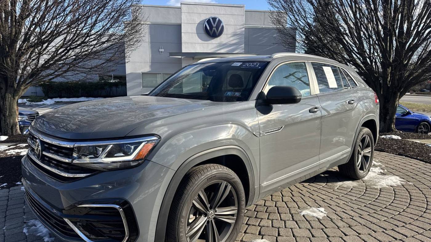2021 Volkswagen Atlas Cross Sport SE with Technology R-Line — SUV — 39,208 mi — Devon, PA