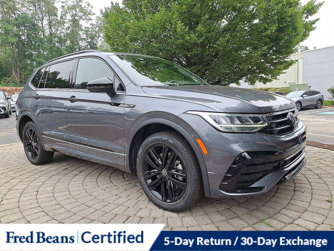 2022 Volkswagen Tiguan SE R-Line Black — SUV — 18,761 mi — Devon, PA