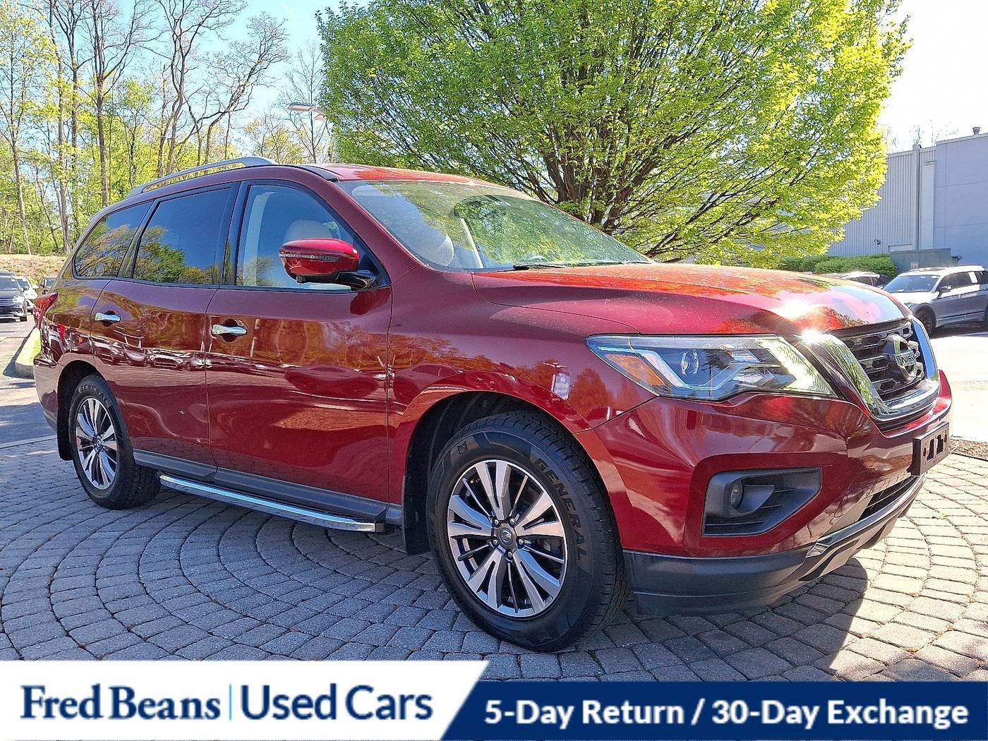 2019 Nissan Pathfinder SL — SUV — 64,165 mi — Devon, PA