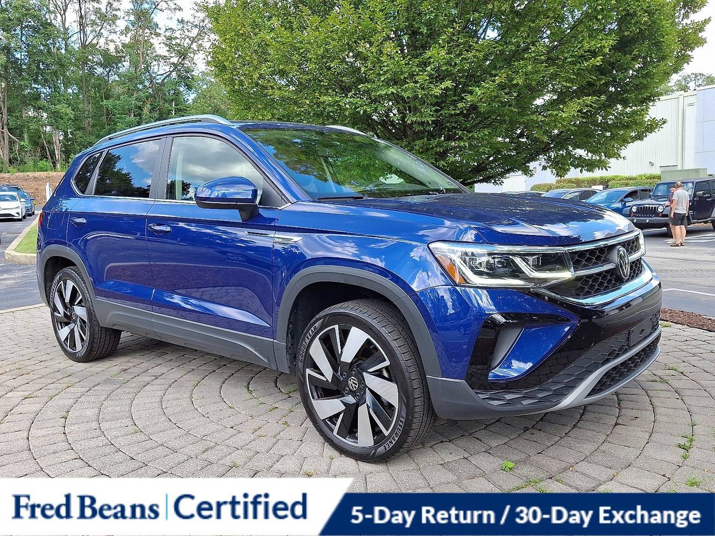 2023 Volkswagen Taos SEL — SUV — 23,476 mi — Devon, PA
