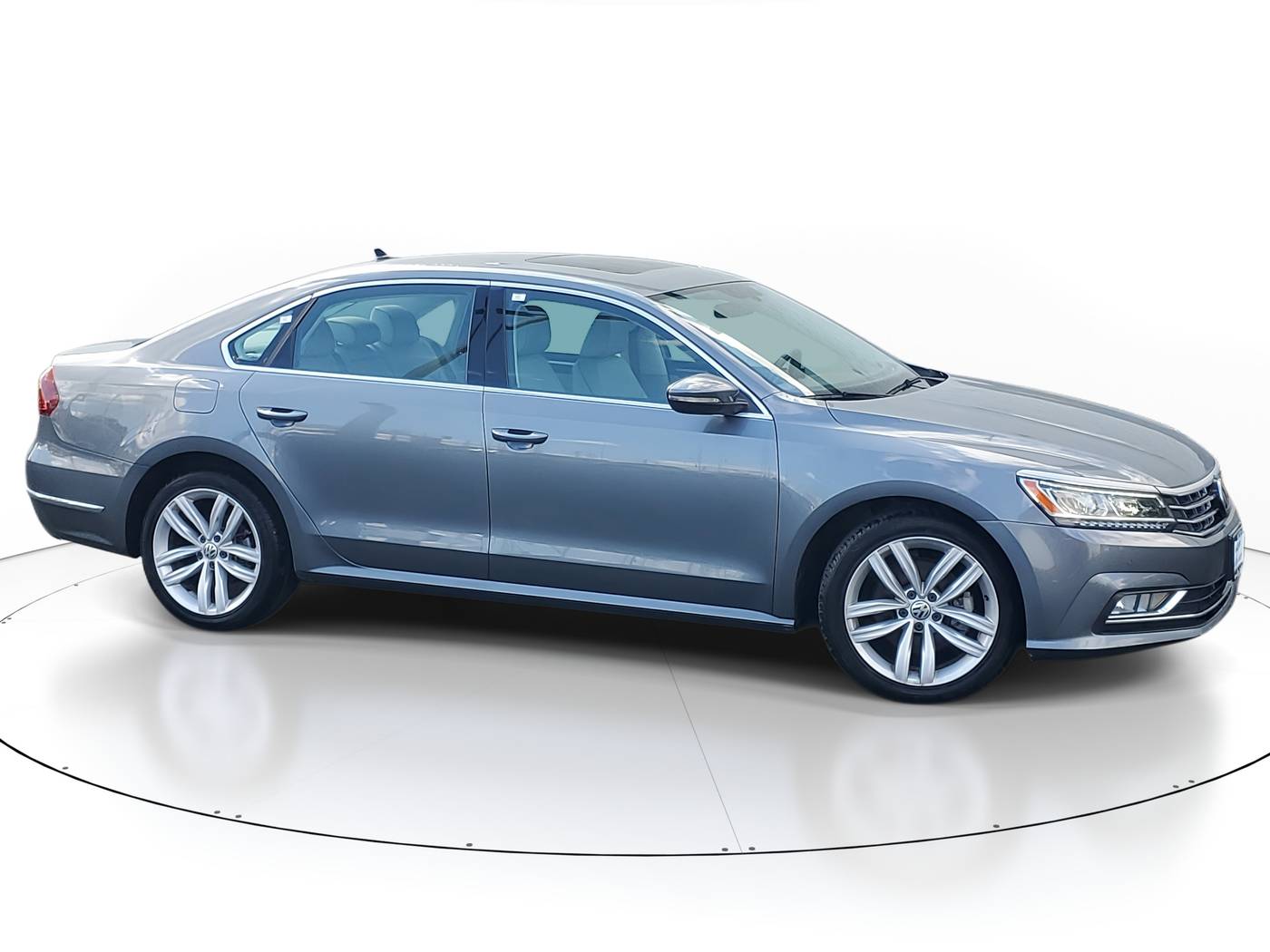 2018 Volkswagen Passat 2.0T SE — Sedan — 37,889 mi — Joliet, IL