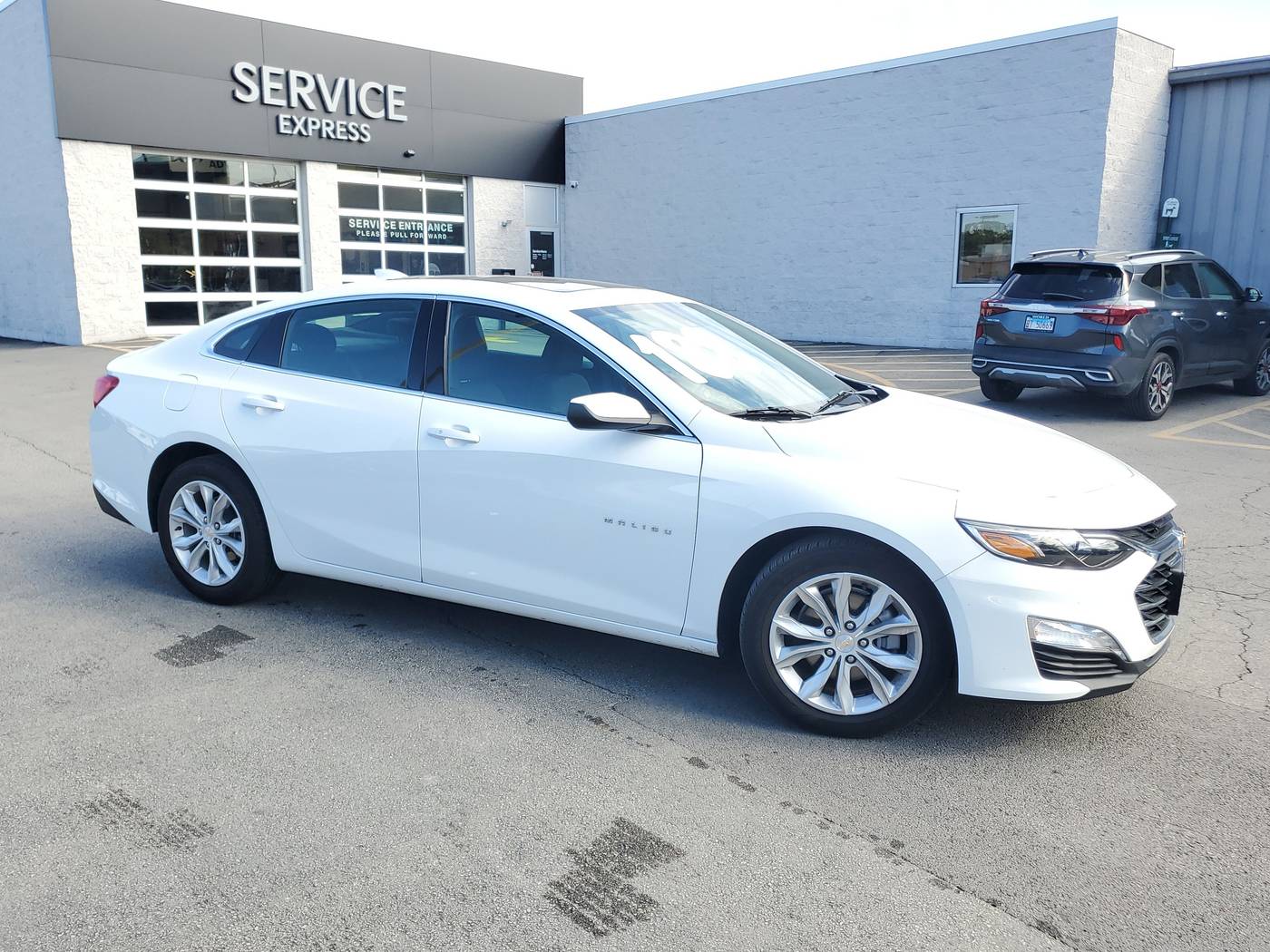 2024 Chevrolet Malibu LT — Sedan — 43,149 mi — Joliet, IL