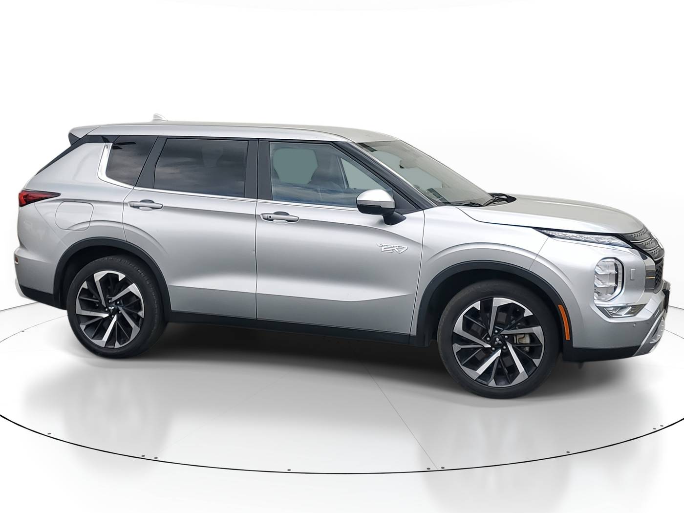 2023 Mitsubishi Outlander Plug-In Hybrid SE — SUV — 55,756 mi — Joliet, IL