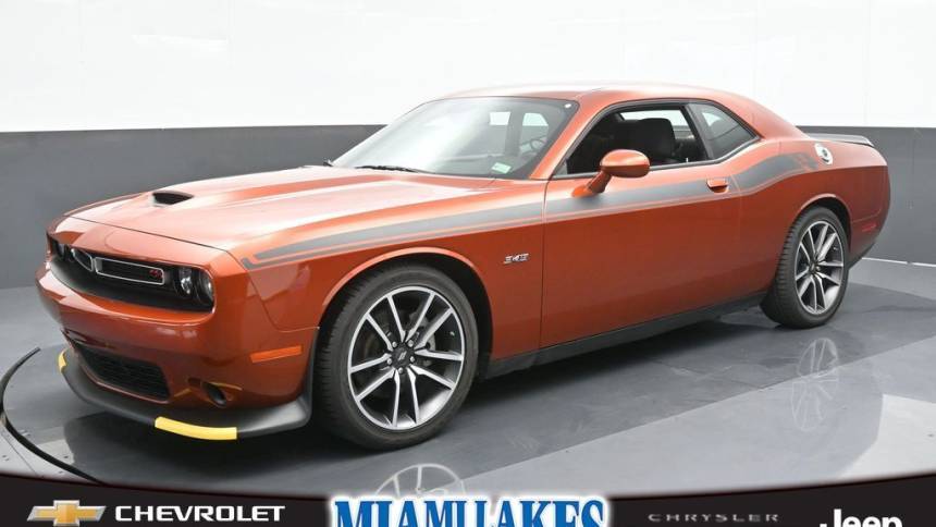 2023 Dodge Challenger R/T — Coupe — 4,365 mi — Miami Lakes, FL
