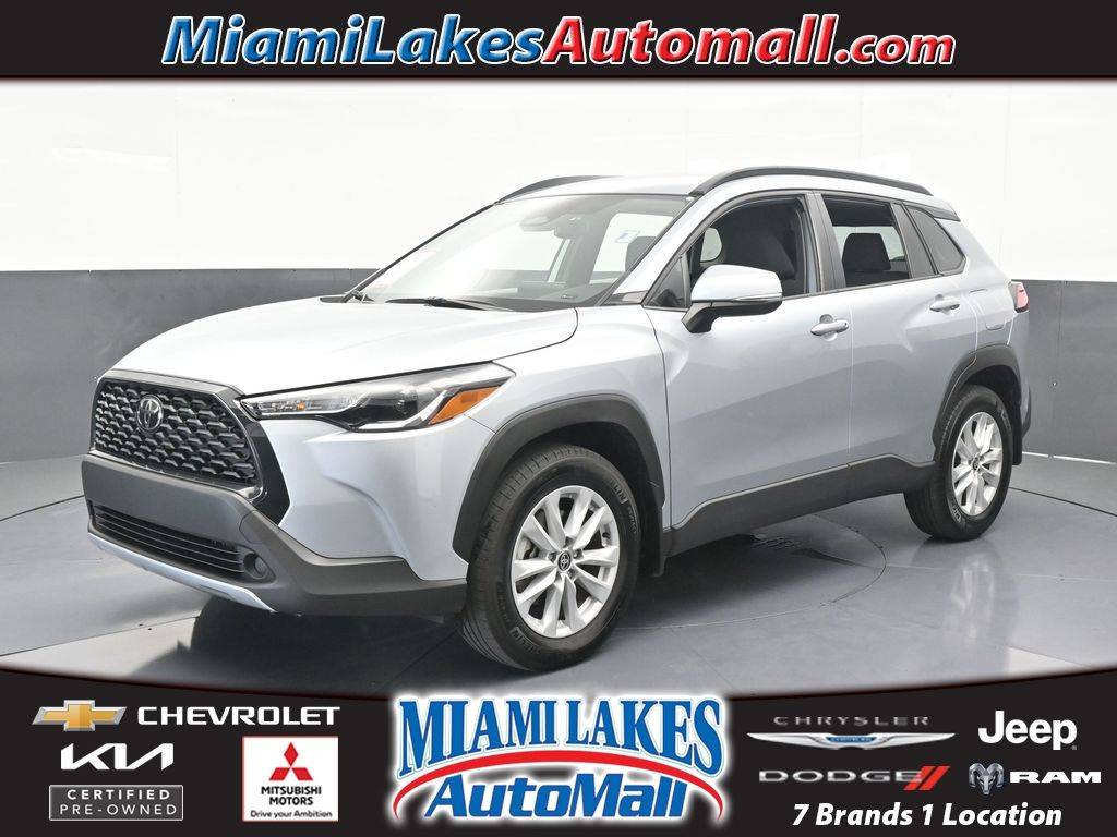 2024 Toyota Corolla Cross LE — SUV — 38,807 mi — Miami Lakes, FL