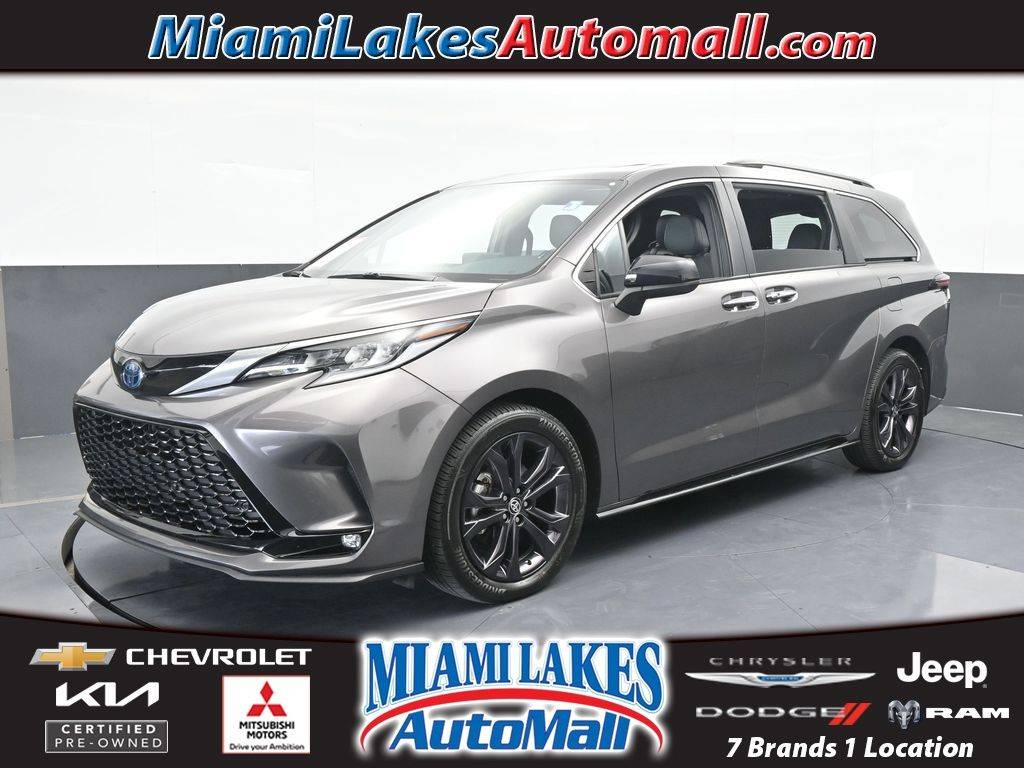 2022 Toyota Sienna XSE — Minivan — 27,324 mi — Miami Lakes, FL