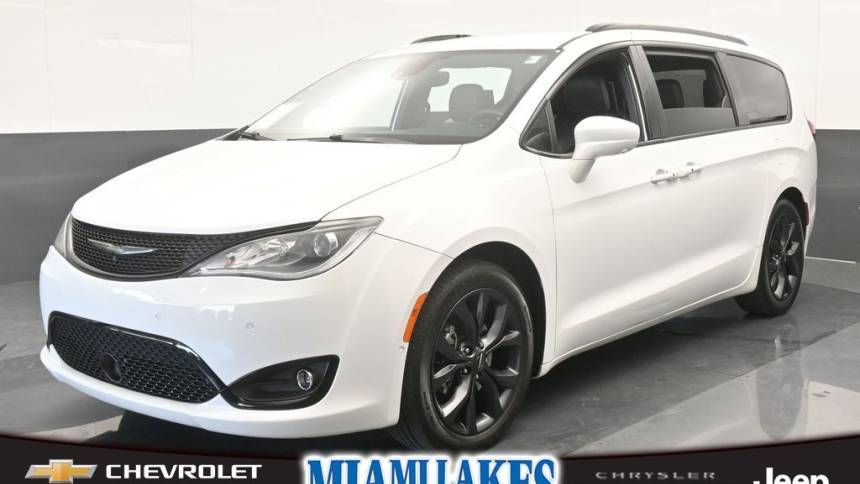 2018 Chrysler Pacifica Touring L Plus — Minivan — 140,692 mi — Miami Lakes, FL