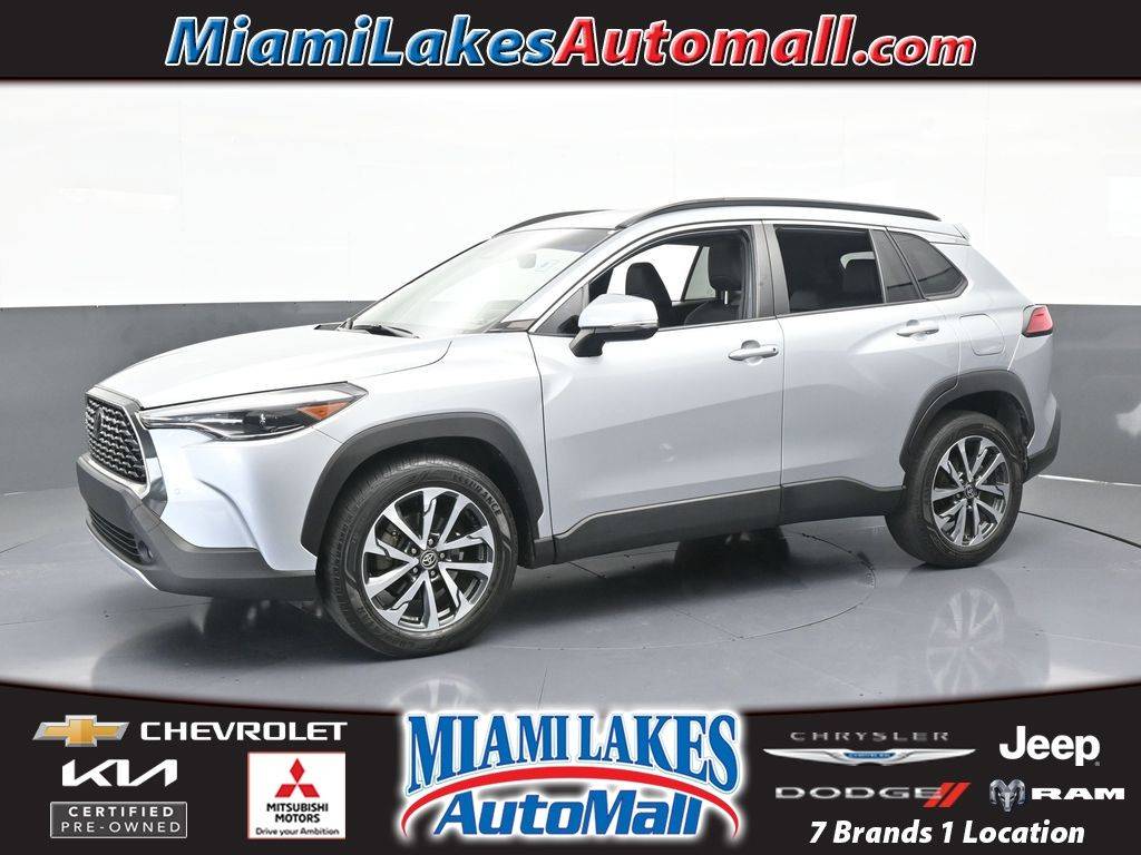 2023 Toyota Corolla Cross XLE — SUV — 43,305 mi — Miami Lakes, FL