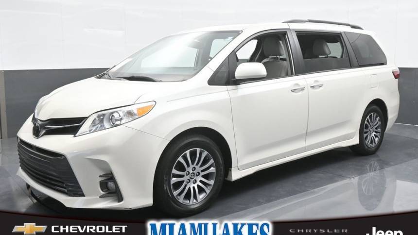 2020 Toyota Sienna XLE — Minivan — 39,445 mi — Miami Lakes, FL
