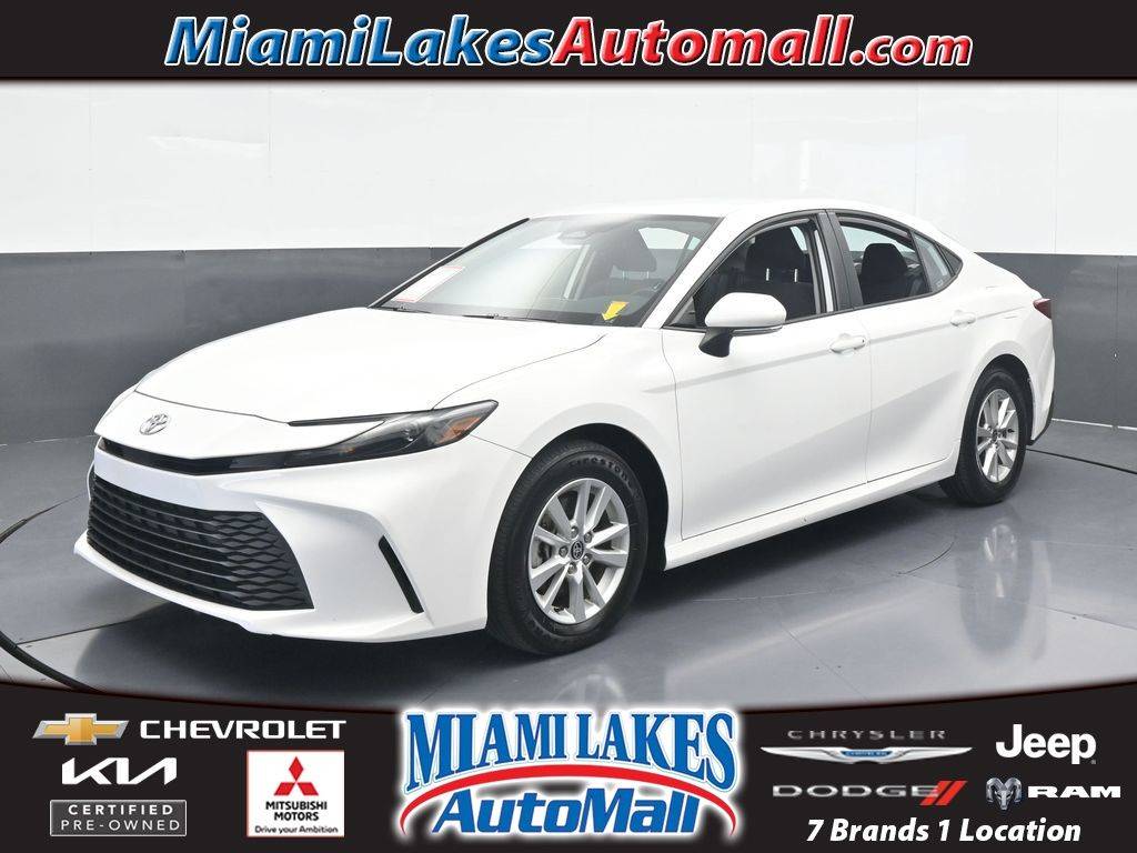 2025 Toyota Camry Hybrid LE — Sedan — 26,697 mi — Miami Lakes, FL