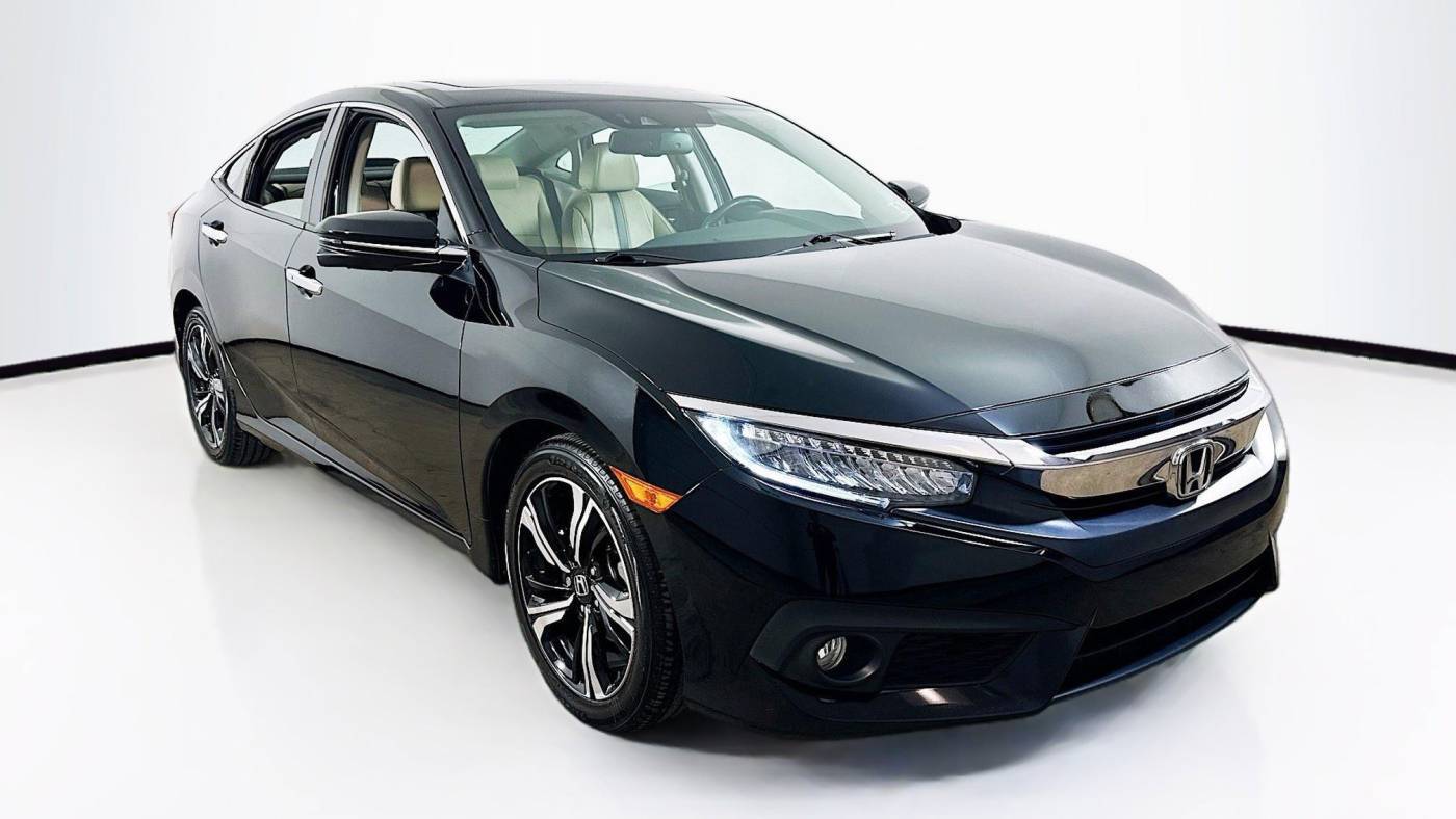 2017 Honda Civic Touring — Sedan — 31,707 mi — Langhorne, PA