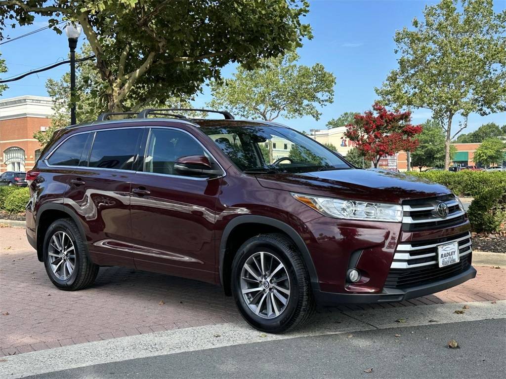 2018 Toyota Highlander XLE — SUV — 53,260 mi — Falls Church, VA