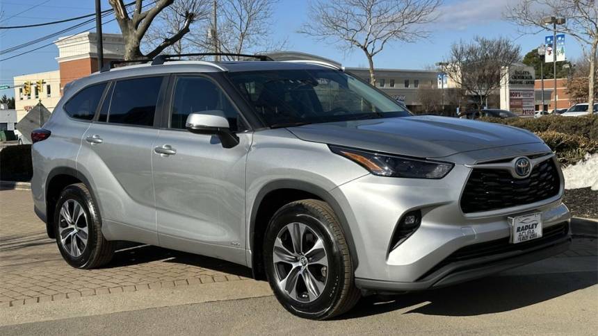 2023 Toyota Highlander Hybrid XLE — SUV — 44,102 mi — Falls Church, VA
