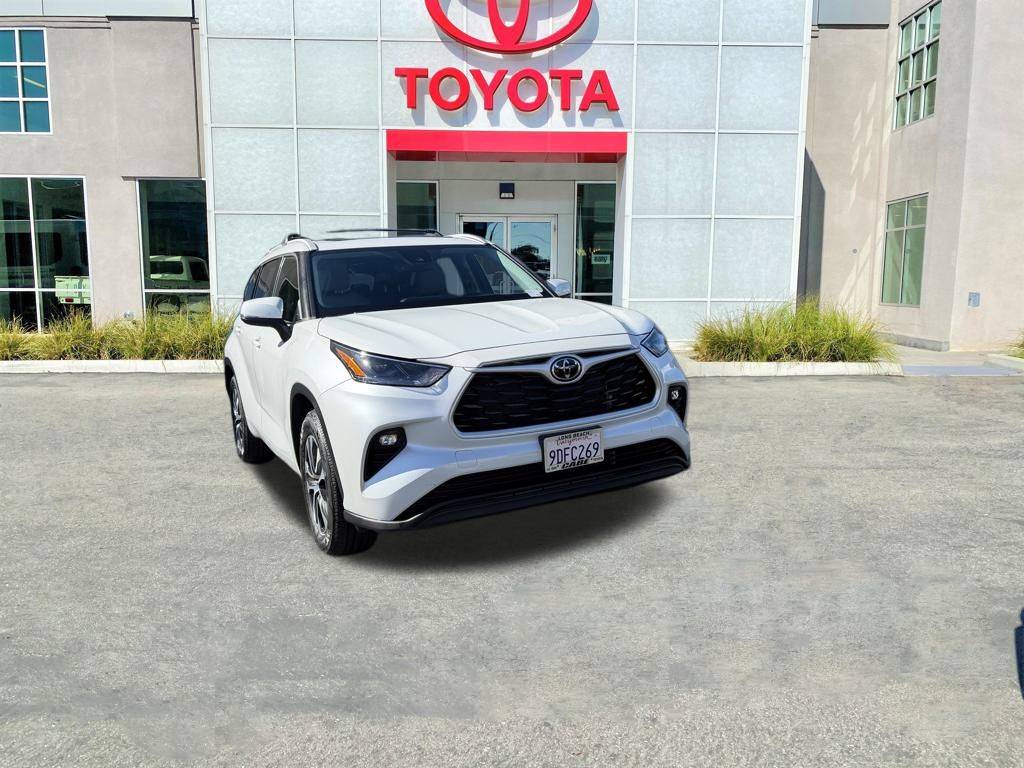 2022 Toyota Highlander XLE — SUV — 16,920 mi — Long Beach, CA