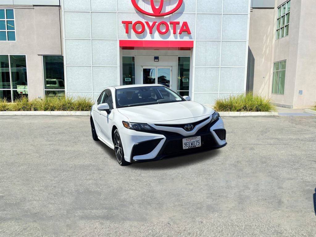 2023 Toyota Camry SE — Sedan — 11,932 mi — Long Beach, CA