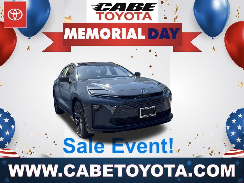 2025 Toyota Crown Signia Limited — SUV — 5,195 mi — Long Beach, CA