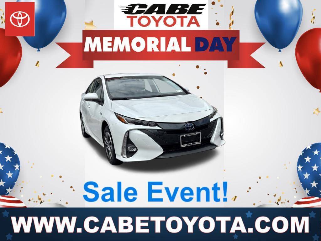 2022 Toyota Prius Prime Limited — Hatchback — 30,580 mi — Long Beach, CA