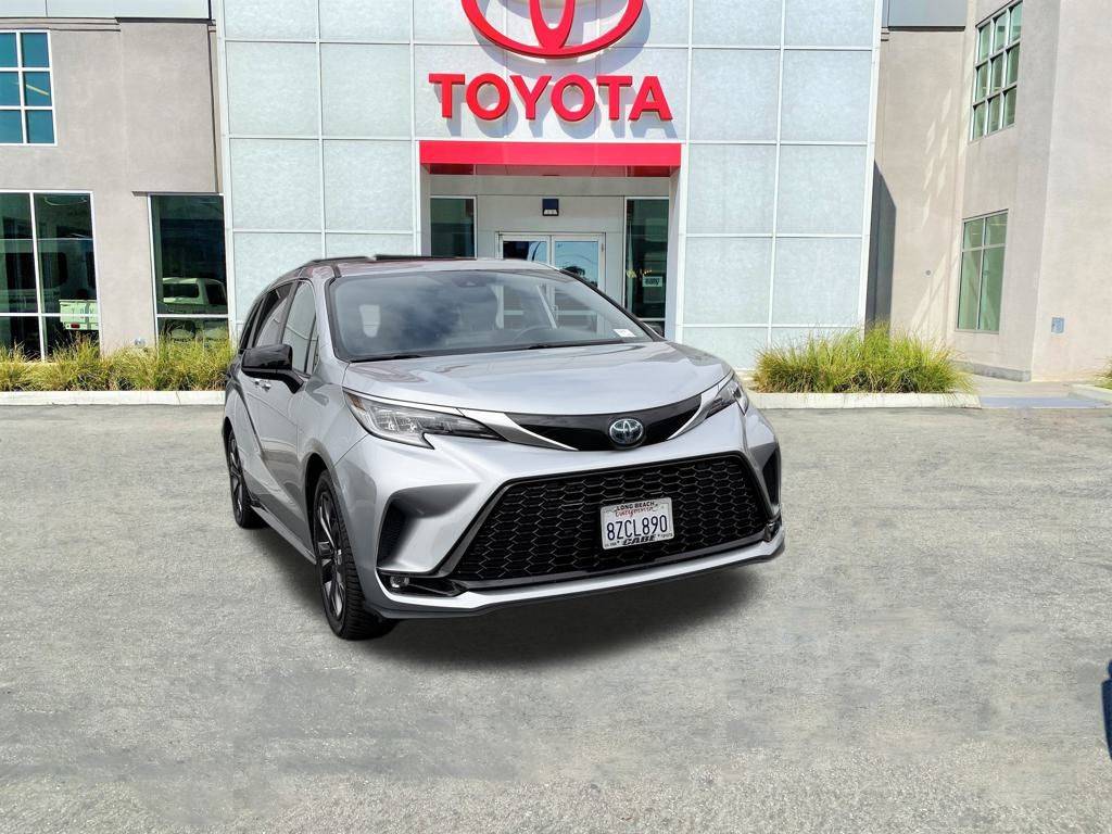 2022 Toyota Sienna XSE — Minivan — 38,300 mi — Long Beach, CA