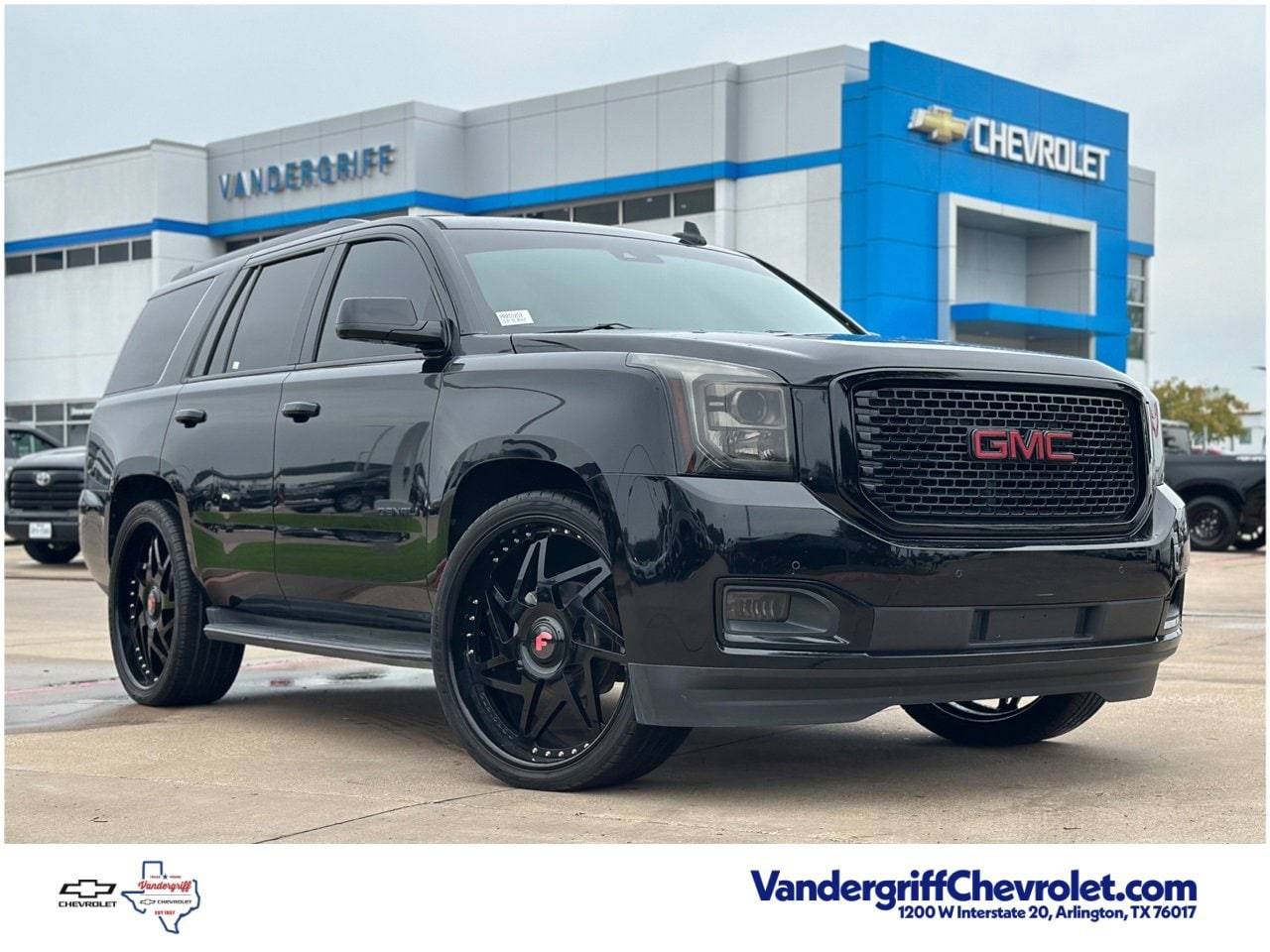 2017 GMC Yukon Denali — SUV — 83,317 mi — Arlington, TX