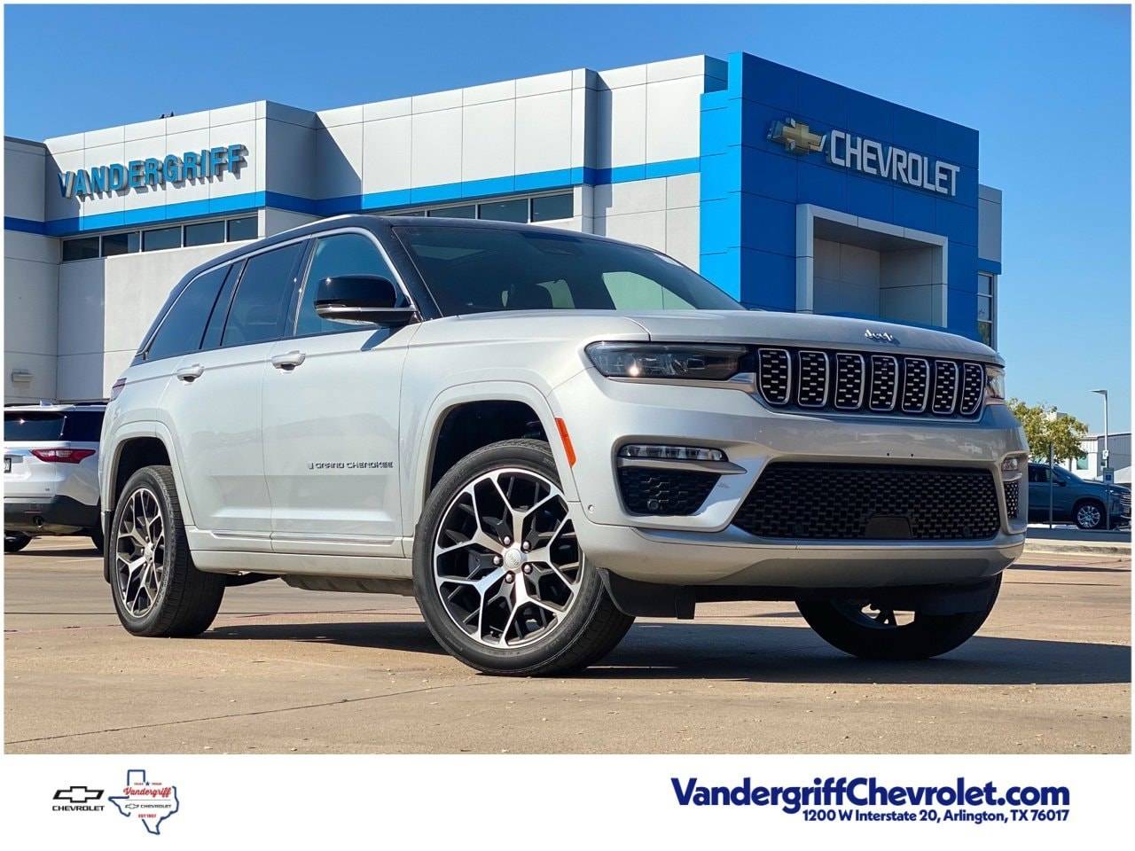 2022 Jeep Grand Cherokee Summit Reserve 4xe — SUV — 18,235 mi — Arlington, TX