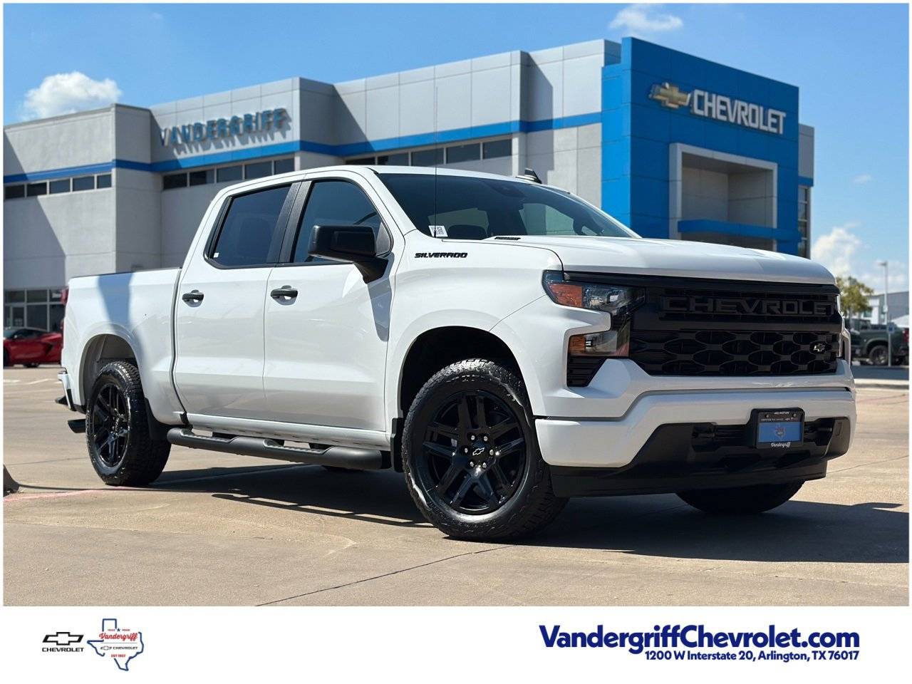 2025 Chevrolet Silverado 1500 Custom — Pickup Truck — 1,295 mi — Arlington, TX