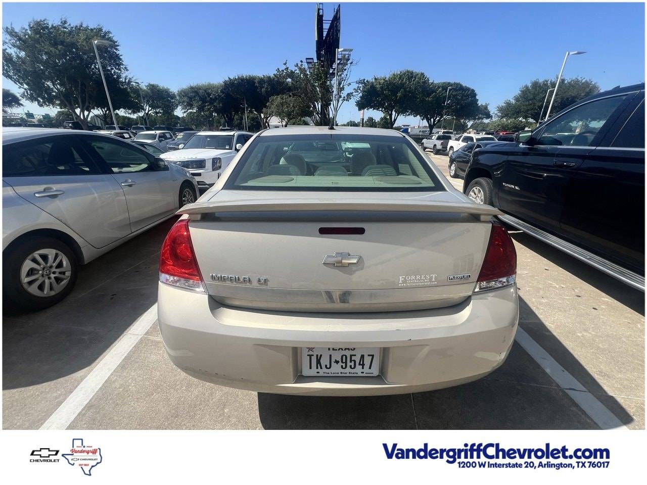2009 Chevrolet Impala LT — Sedan — 106,797 mi — Arlington, TX