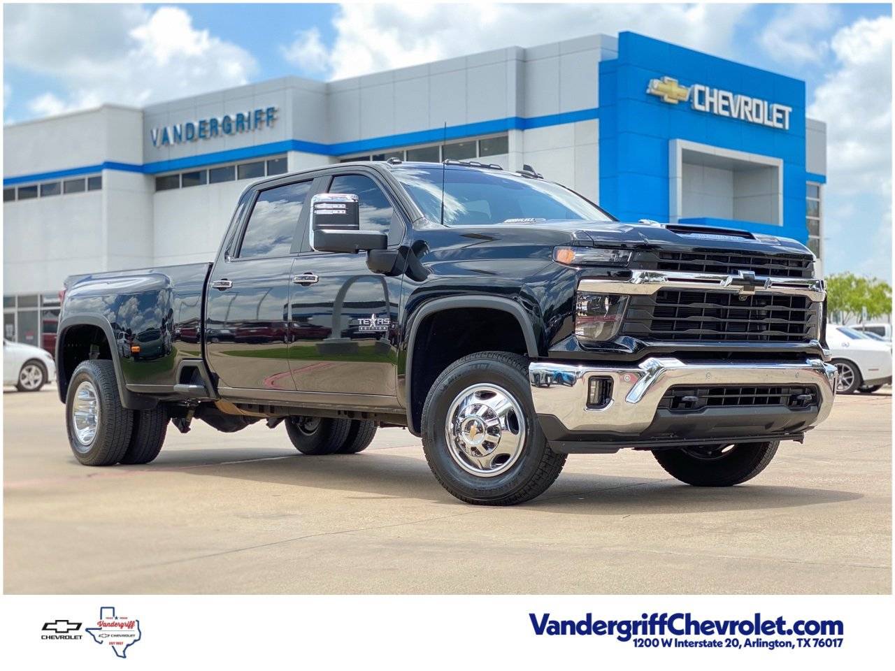 2025 Chevrolet Silverado 3500HD LT — Pickup Truck — 33,497 mi — Arlington, TX