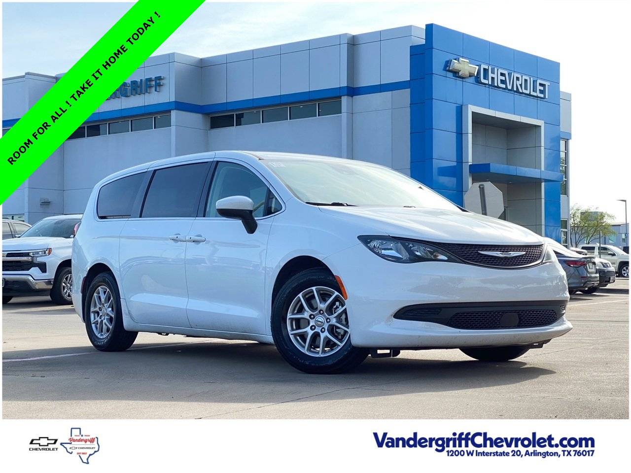 2023 Chrysler Voyager LX — Minivan — 59,852 mi — Arlington, TX