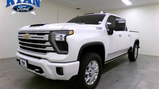 2024 Chevrolet Silverado 2500HD High Country — Pickup Truck — 36,000 mi — Sealy, TX