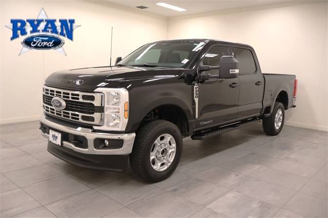2025 Ford Super Duty F-250 XLT — Pickup Truck — 9,396 mi — Sealy, TX