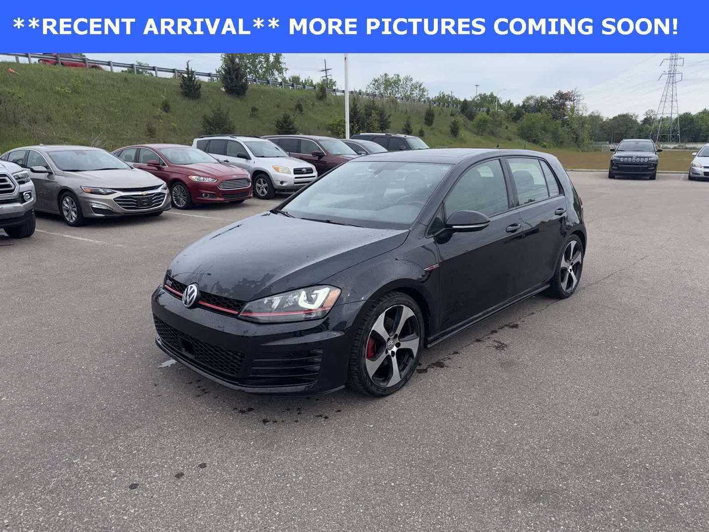 2016 Volkswagen Golf GTI SE — Hatchback — 120,069 mi — Farmington Hills, MI