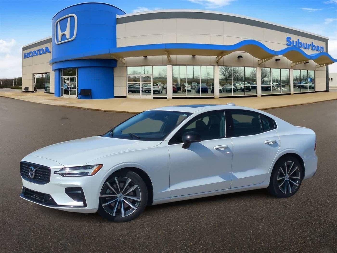 2022 Volvo S60 Momentum — Sedan — 34,104 mi — Farmington Hills, MI