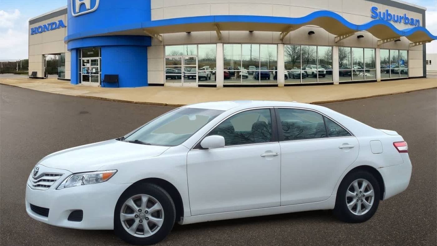 2011 Toyota Camry LE